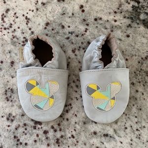 Robeez 6-12 month Mickey